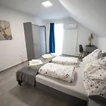 Totuender Vendeghaz Apartament Levelek