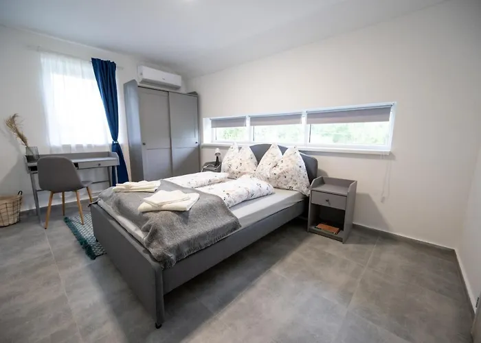 Totuender Vendeghaz Levelek