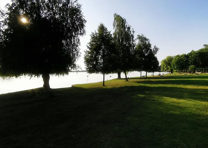 Totuender Vendeghaz * Levelek